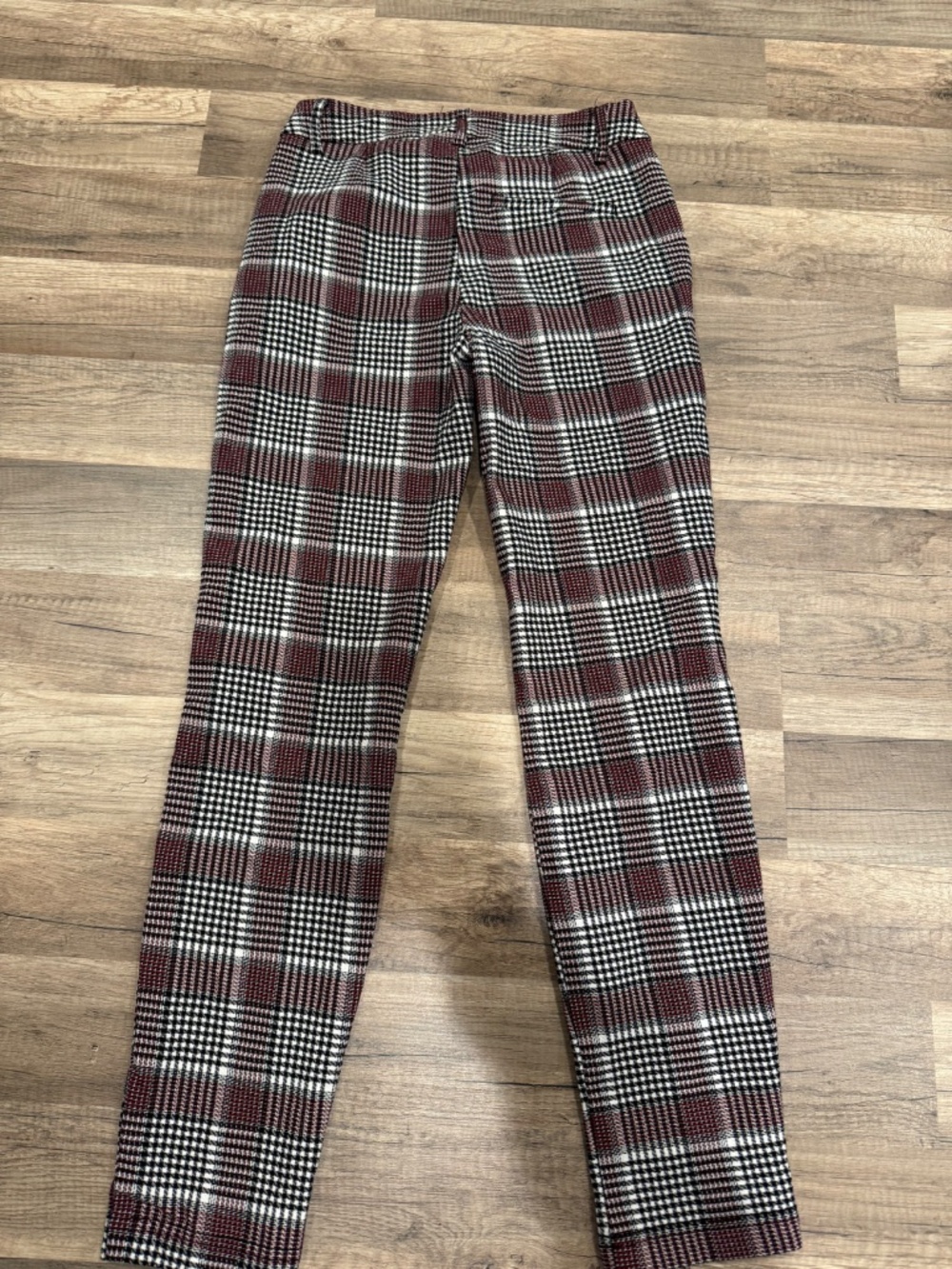 Lot of three size medium pants - Picture 3 of 6